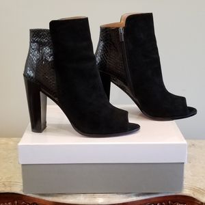 Charles David ankle boots black and suede